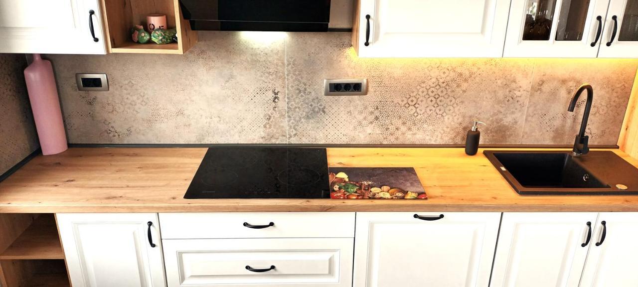 Olivista Croatia Apartments Nijvice Zewnętrze zdjęcie