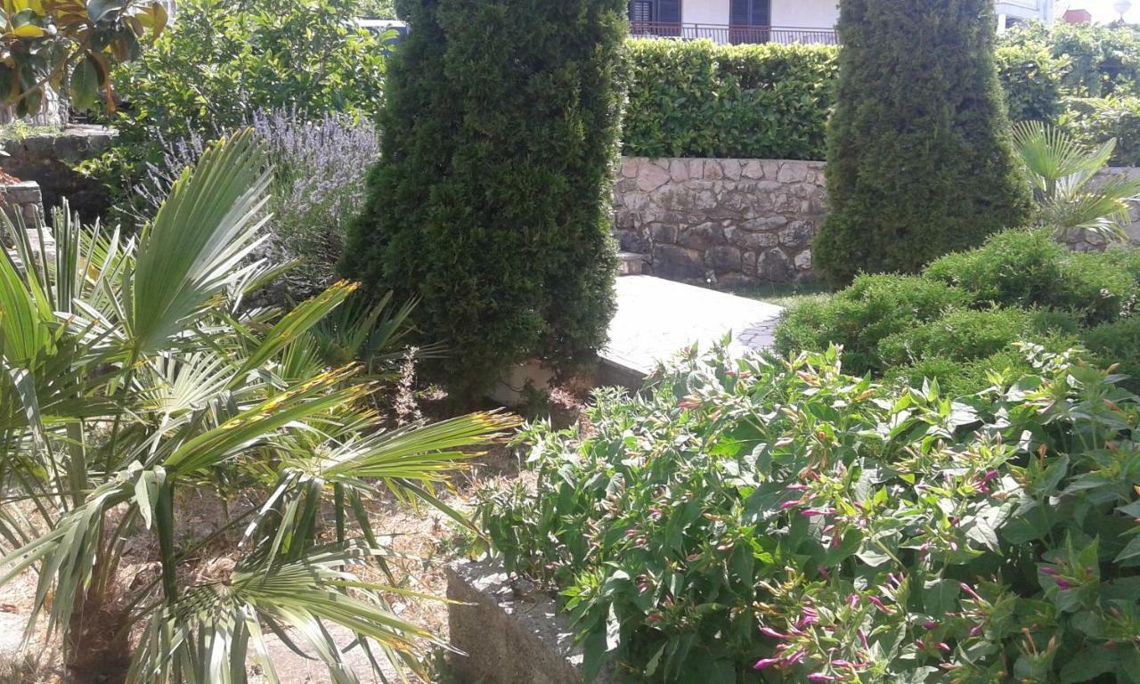 Olivista Croatia Apartments Nijvice Zewnętrze zdjęcie